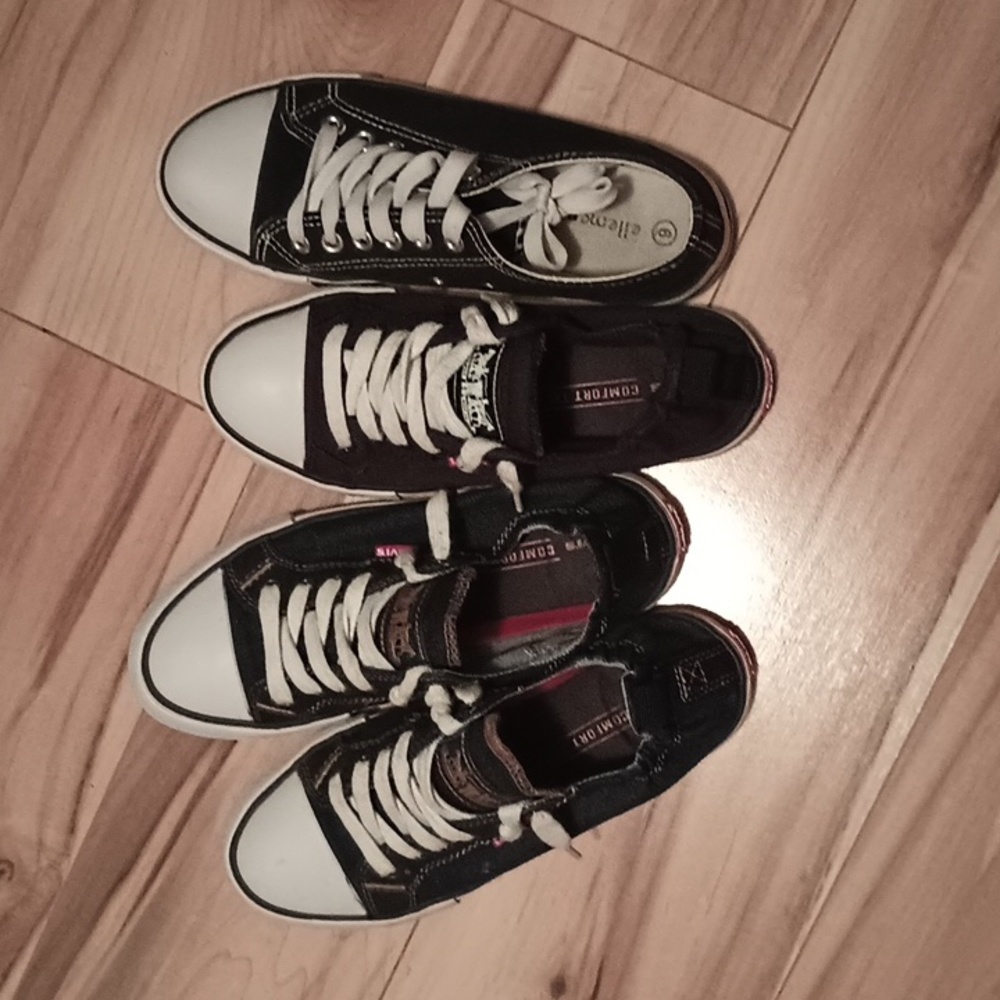 Size 5.5 tennis shoes, black and navy Levis
